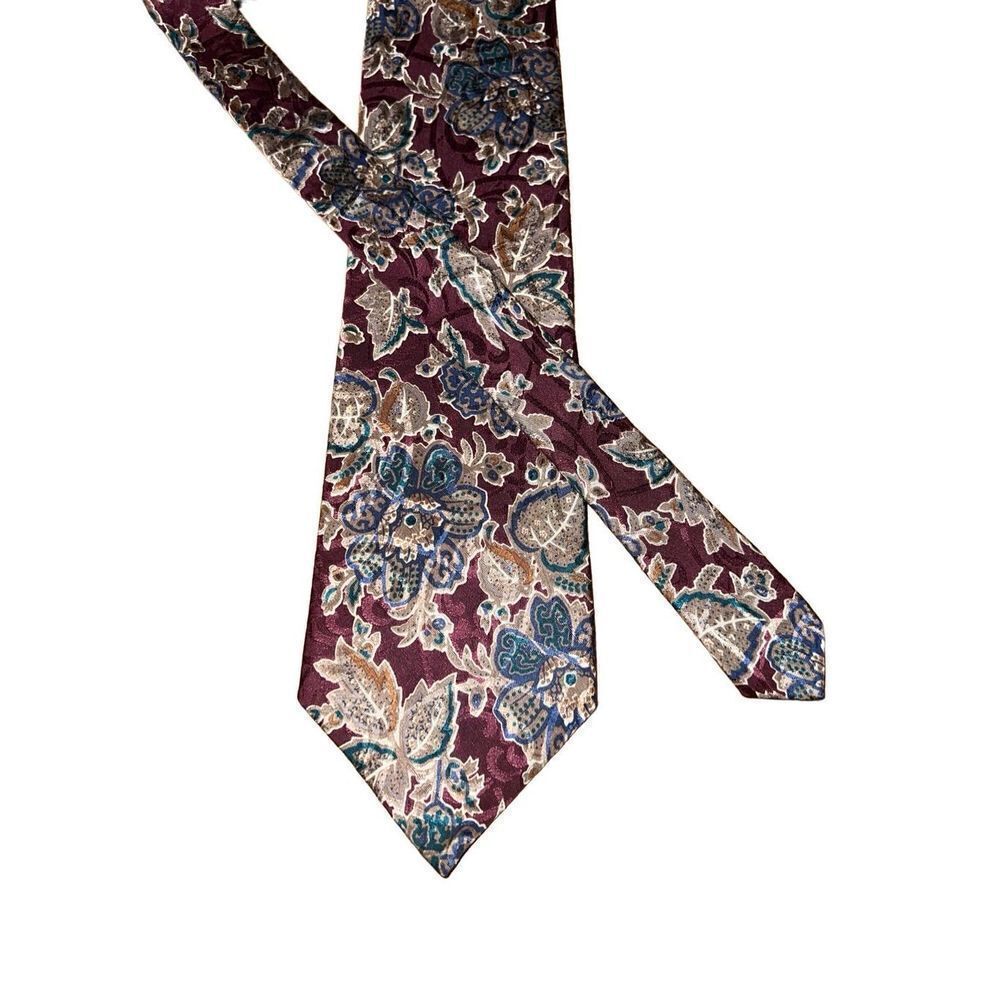 Christian Dior Red & Blue Paisley Handmade Silk Neck Tie